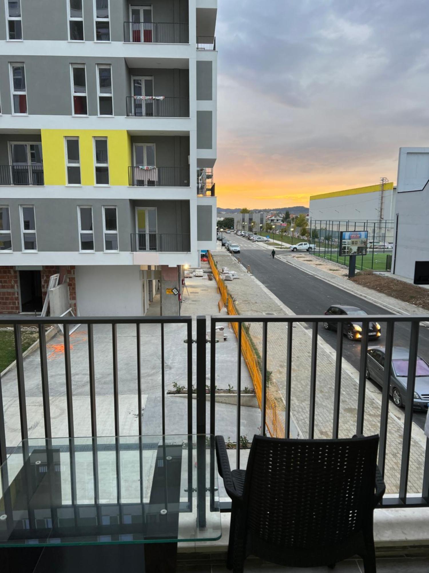 Bratti'S Apartment Near Tirana Center And Mother Teresa Airport المظهر الخارجي الصورة