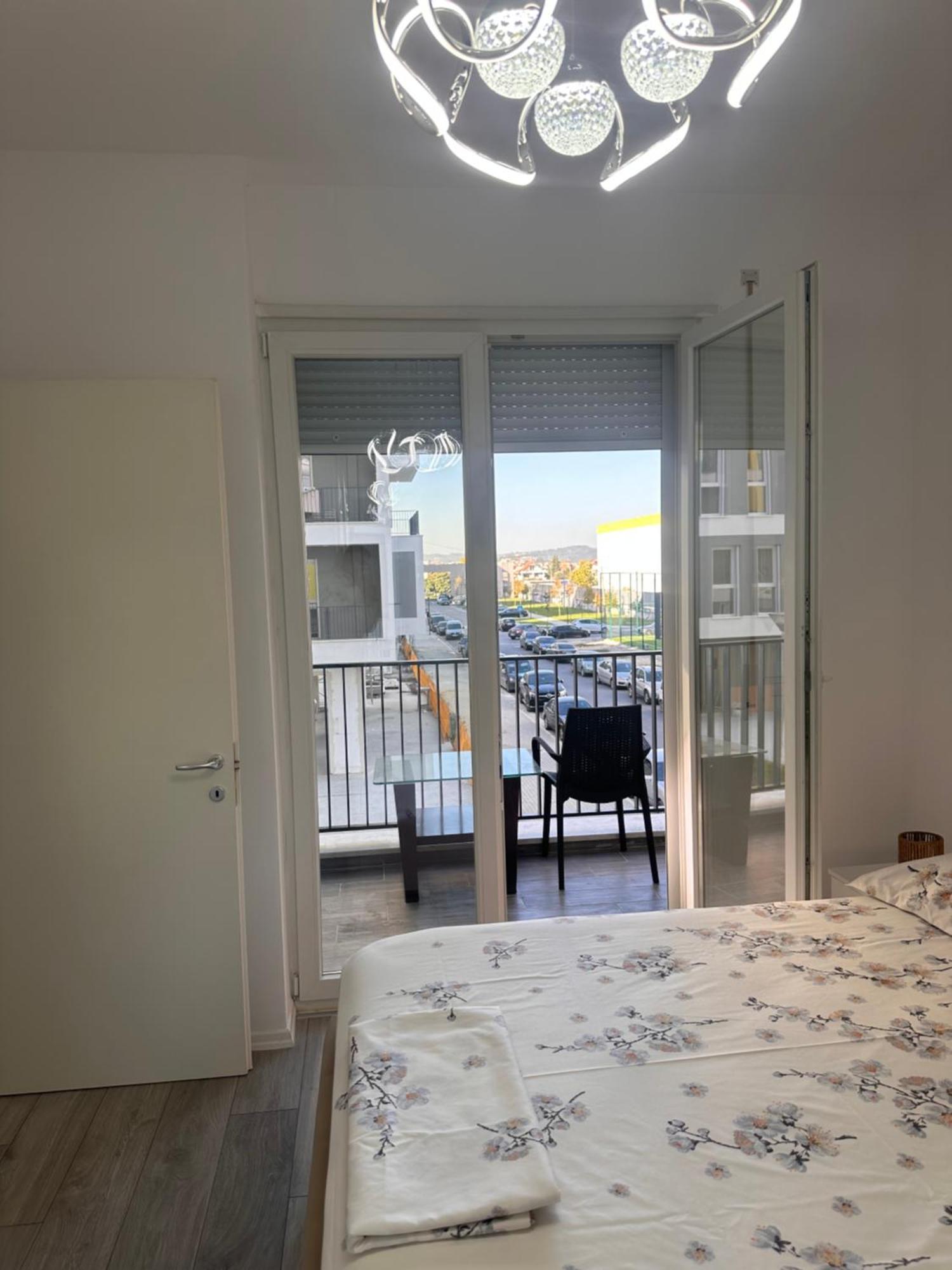 Bratti'S Apartment Near Tirana Center And Mother Teresa Airport المظهر الخارجي الصورة