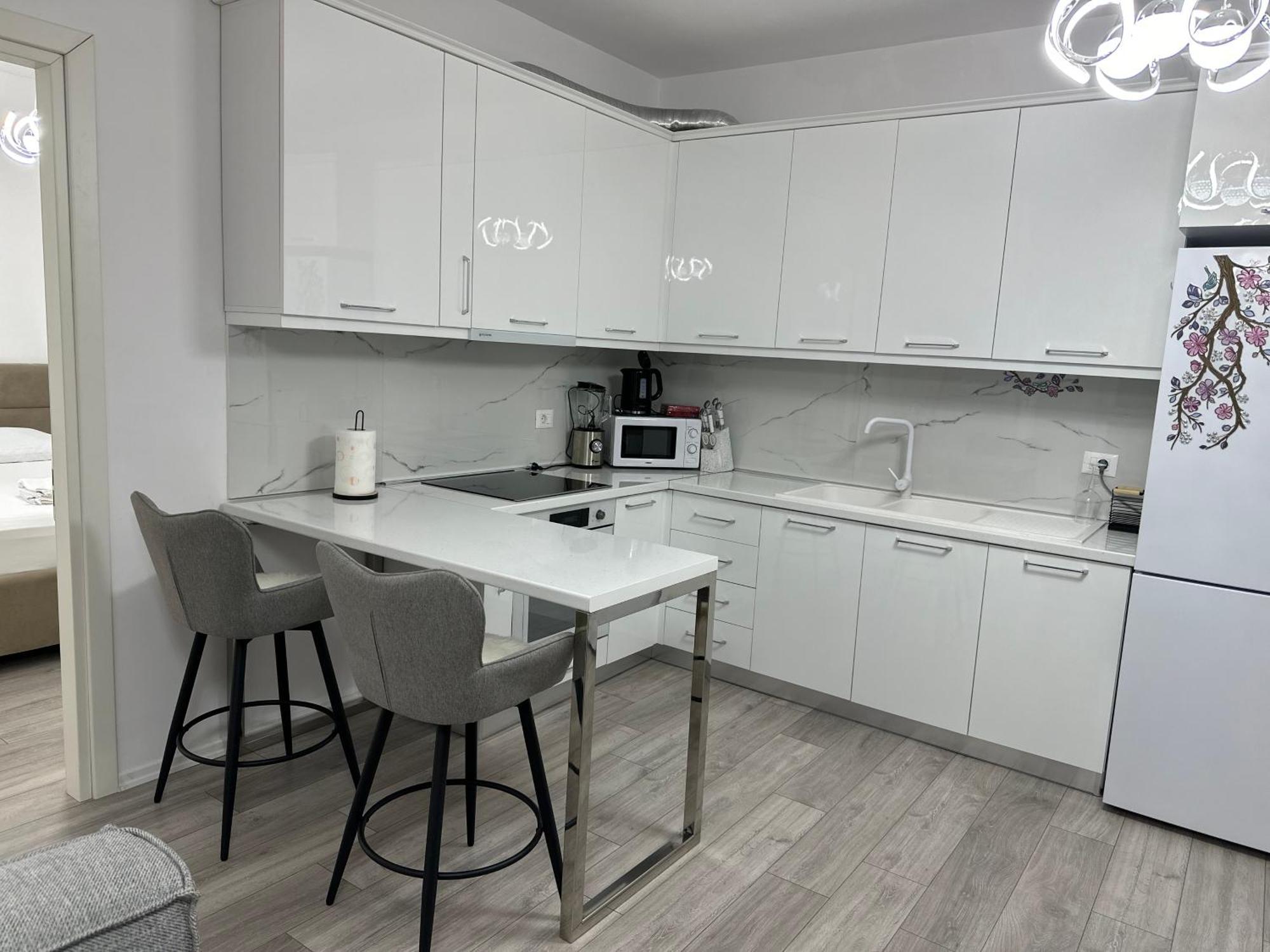 Bratti'S Apartment Near Tirana Center And Mother Teresa Airport المظهر الخارجي الصورة