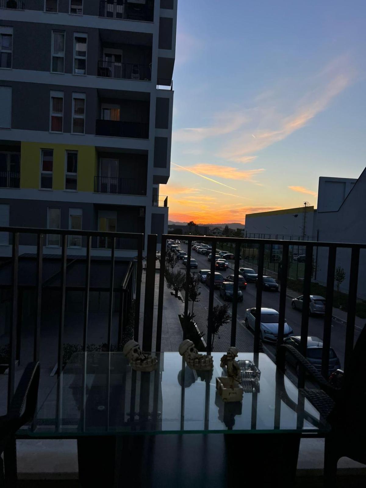 Bratti'S Apartment Near Tirana Center And Mother Teresa Airport المظهر الخارجي الصورة
